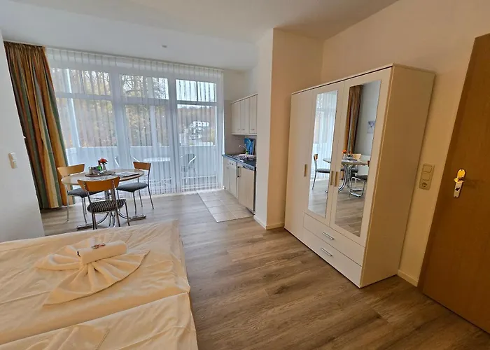 Residenz Seeblick Mit Balkon Sellin (Rugen)